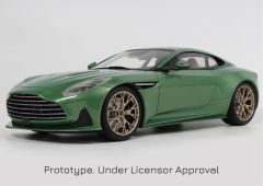 GT-Spirit Aston Martin DB12 VANTAGE GREEN 2023
